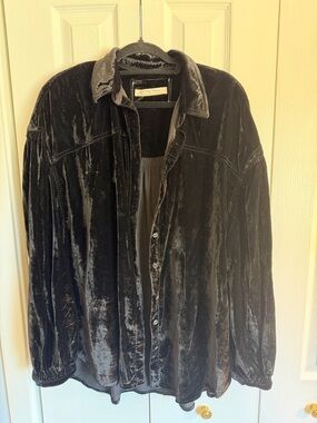 FREE PEOPLE Velour Button Down Shirt (L)